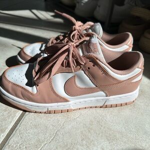 Nike whisper dunks size 8.5